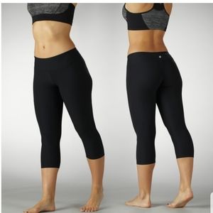 Bally total fitness capris